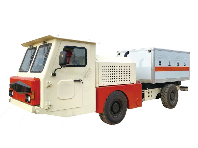 FCB-3矿用柴油机无轨爆破器材运输车